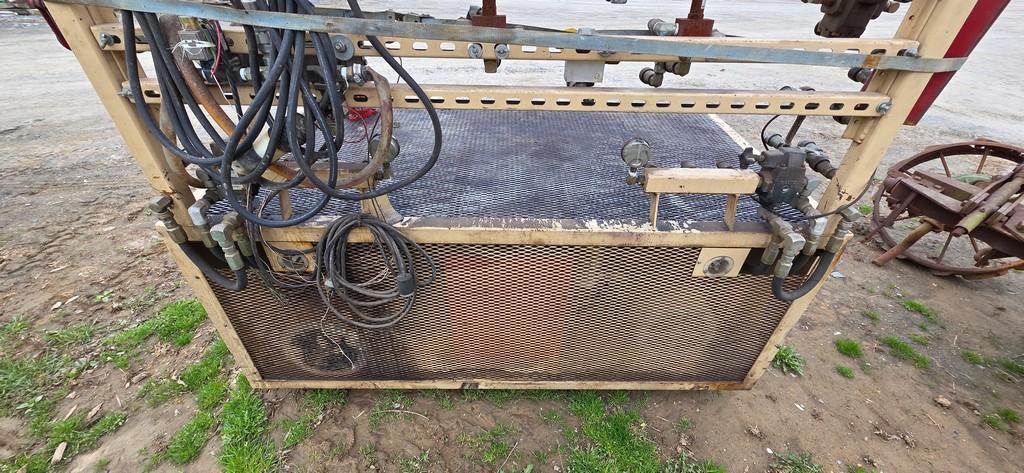Hydraulic Test Table