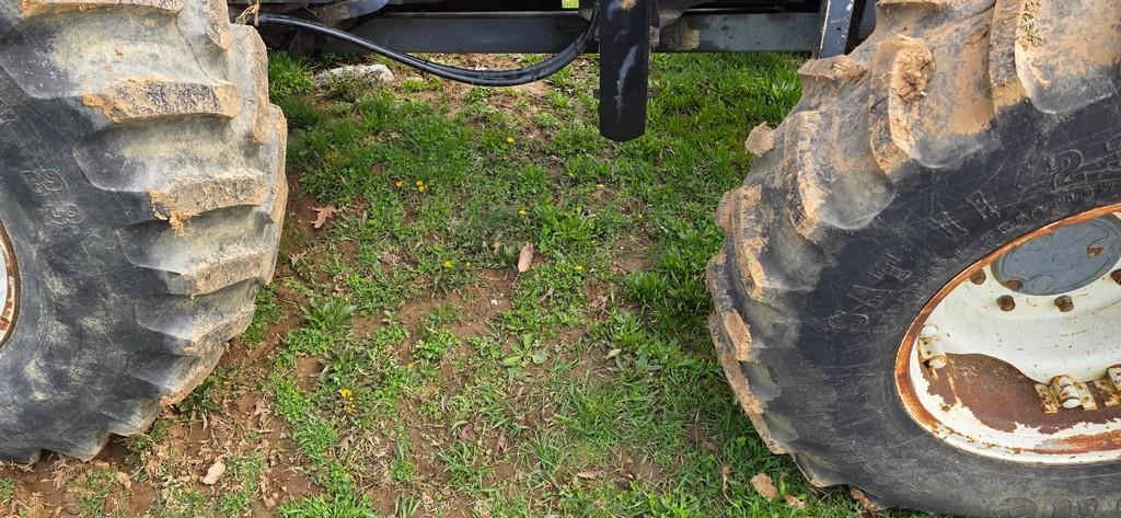 New Holland 6610 Tractor w/Loader (RUNS)