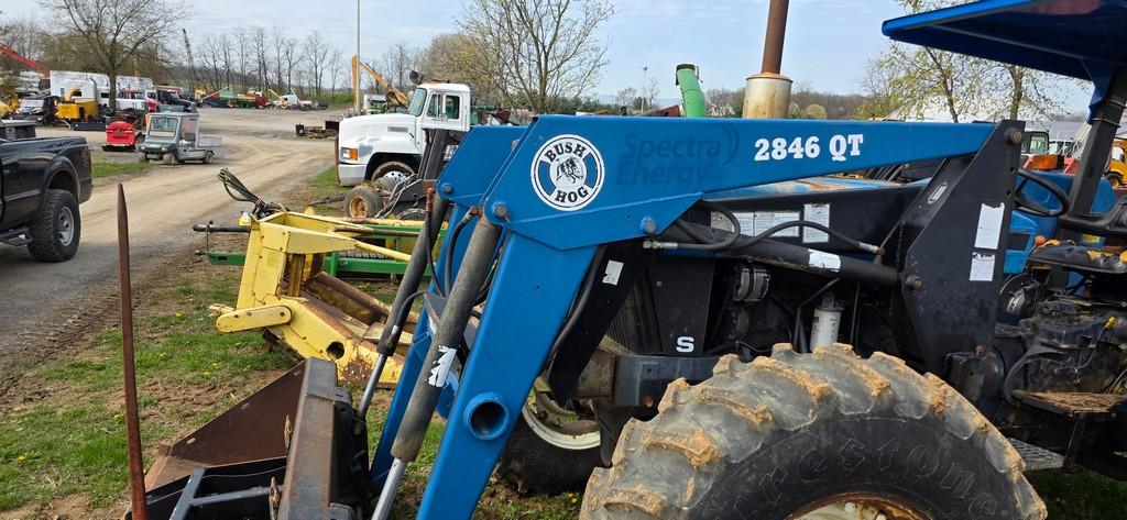 New Holland 6610 Tractor w/Loader (RUNS)