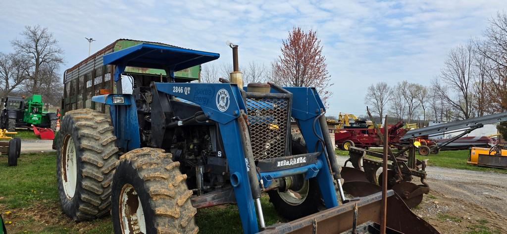 New Holland 6610 Tractor w/Loader (RUNS)