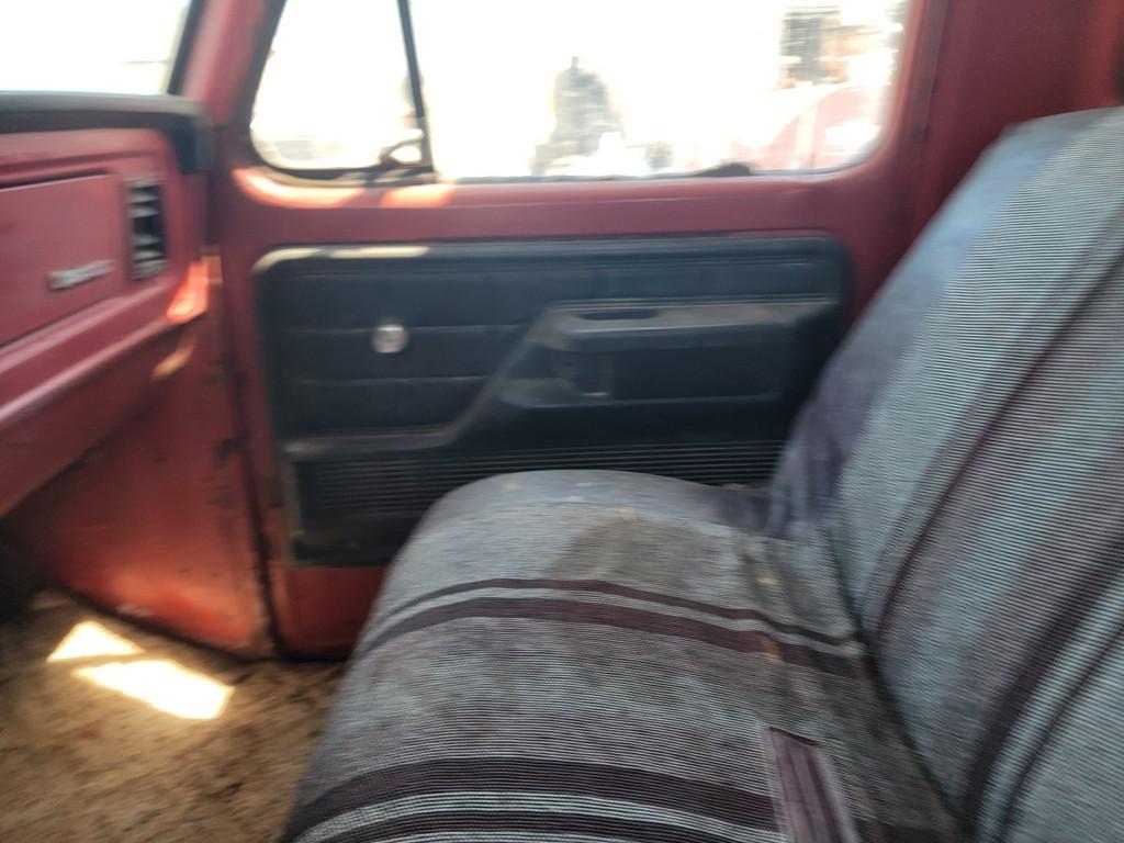 Ford Custom Dump Truck (Title)