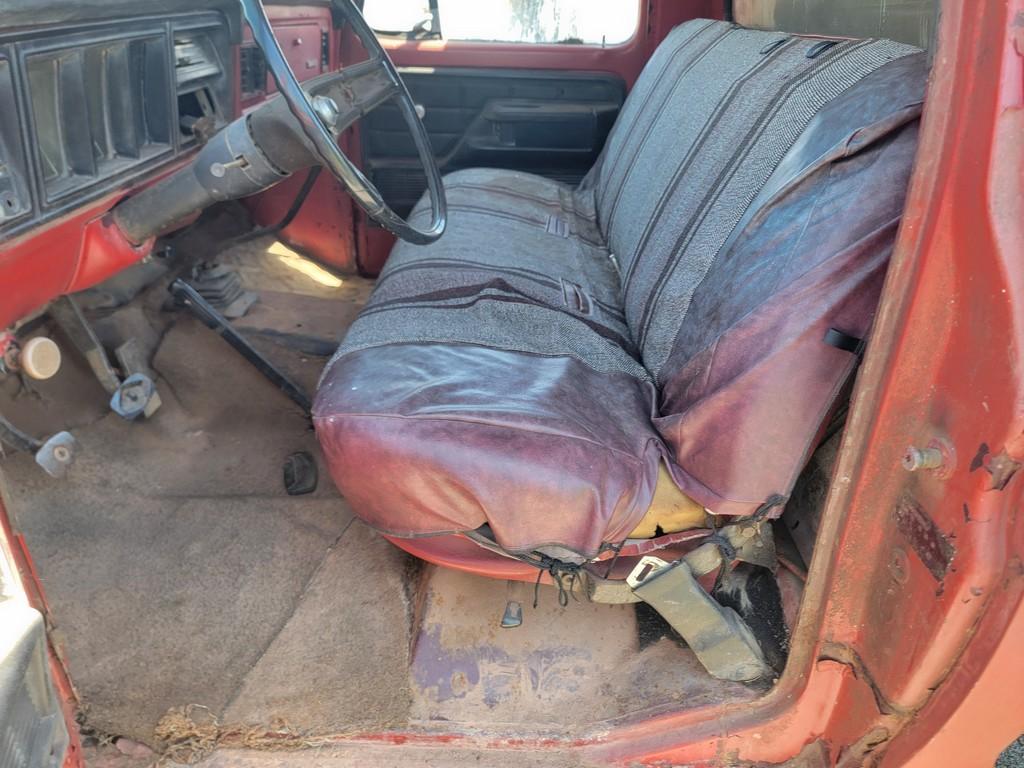 Ford Custom Dump Truck (Title)