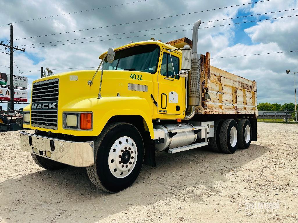 1999 Mack CH613 T/A Dump Truck [YARD 1]