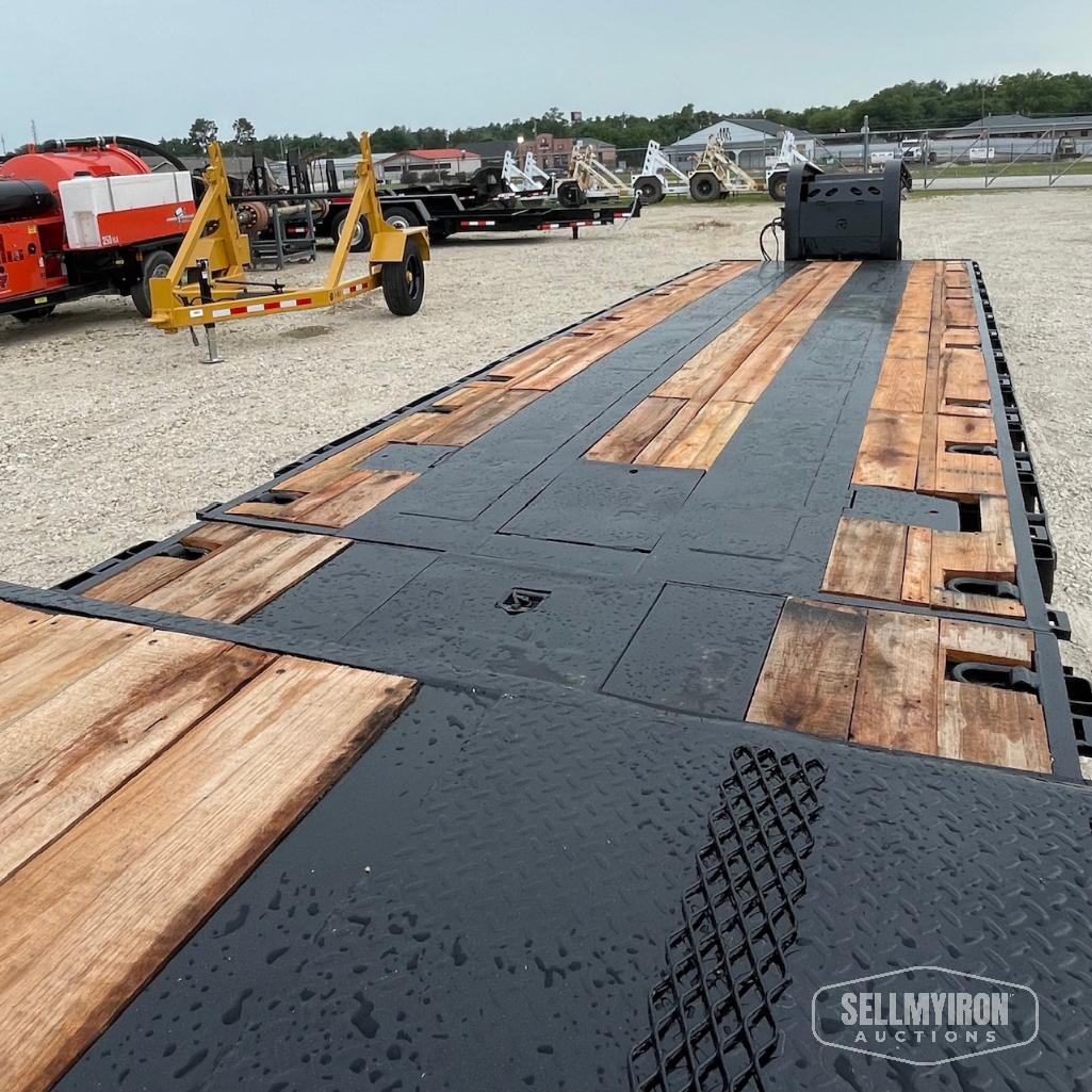 2008 XL Specialized 80 MDE Extendable Tri/A Lowboy Trailer [YARD 2]