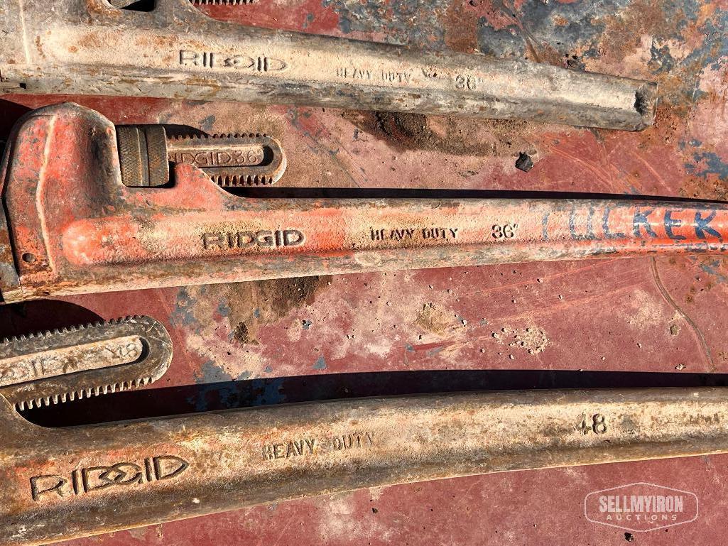 Pipe Wrenches & Crescent Wrench