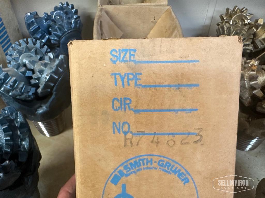 (4) Unused 4-1/2in Smith Gruner Milled Tooth Tricone Rock Drill Bit