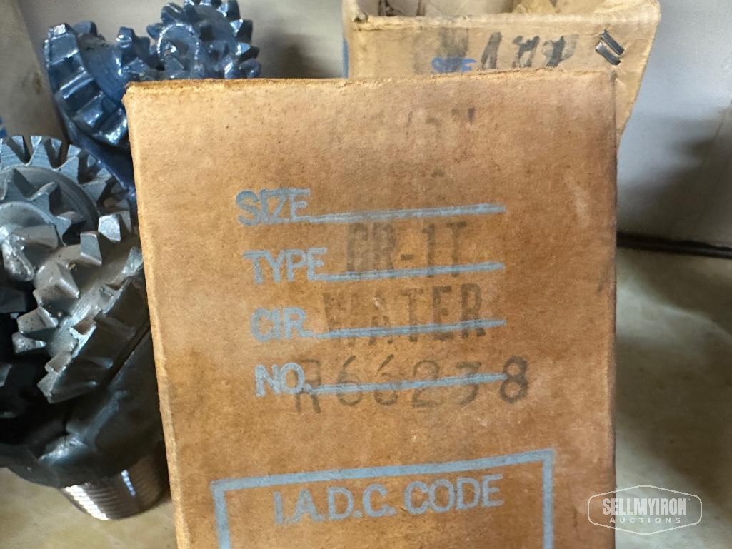 (4) Unused 4-1/2in Smith Gruner Milled Tooth Tricone Rock Drill Bit