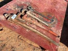 Pipe Wrenches & Crescent Wrench