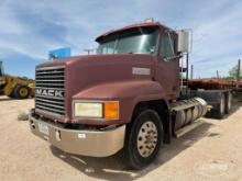 1997 Mack CH613 Day Cab Winch Truck