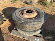10.00R22 Tires & Rims