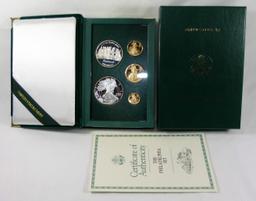 1993 Philadelphia Set (2 SILVER-3 GOLD)