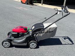 Honda HRX217 Push Mower