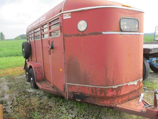 1999 CHAPARROL LIVESTOCK TRAILER