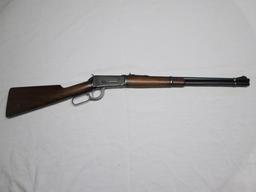 Winchester .32 WS M94 lever action repeating rifle, metal butt plate 120732
