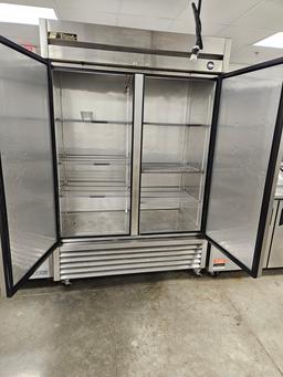 True 2 door refrigerator