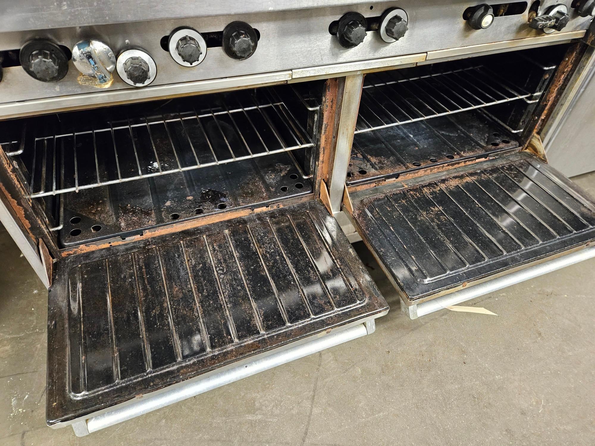 6 burner gas stove w/griddle & 2 ovens