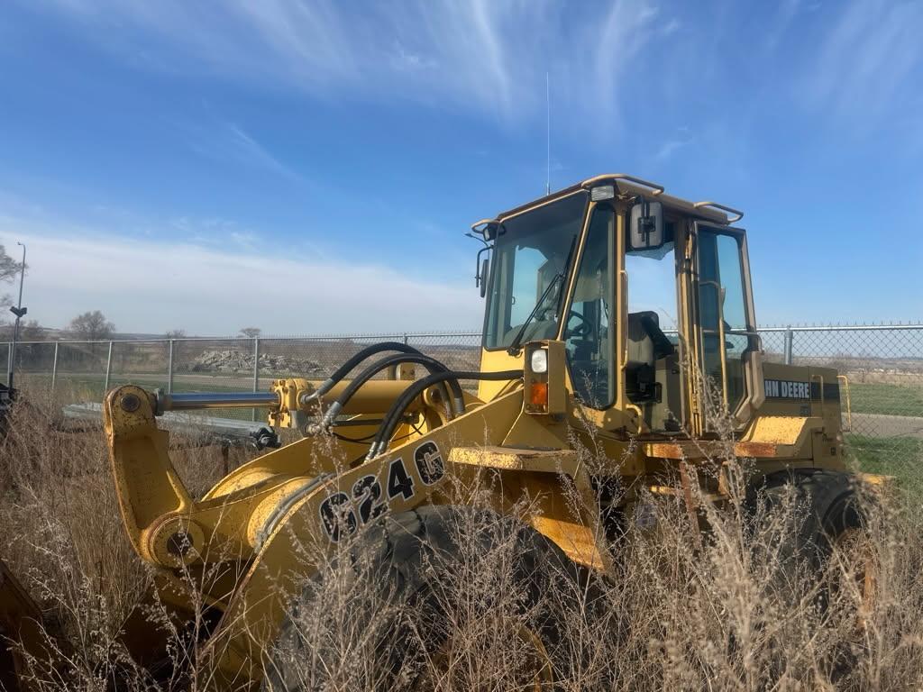 1996 624G JD payloader w/bucket & 3rd valve PIN DW624GD559552