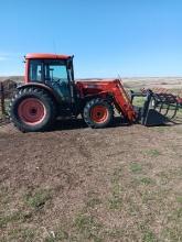 Kioti DK 90 -3 pt, 4, 1112 hrs w/Kioti K1901 loader