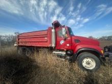 2007 Mack CL613 dump truck w/spreader VIN 1M2AG11C27M066966