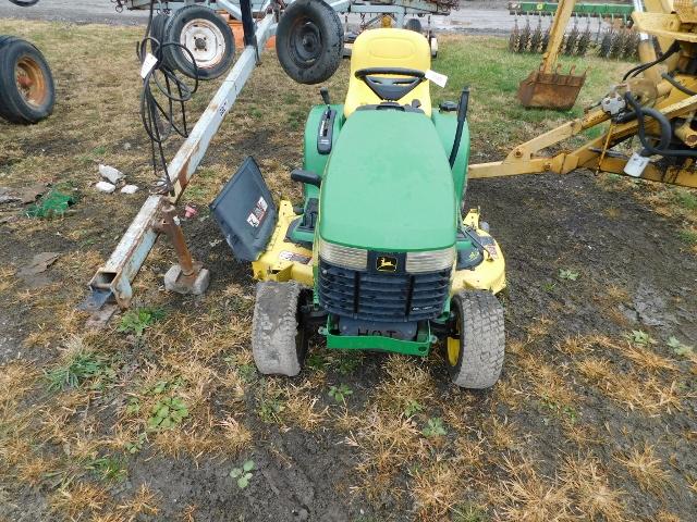 JD GT235 Lawn Mower