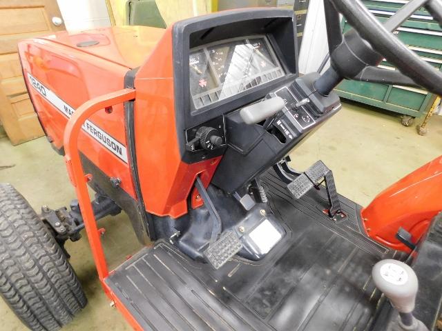 Massey-Ferguson 1240