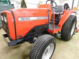 Massey-Ferguson 1240