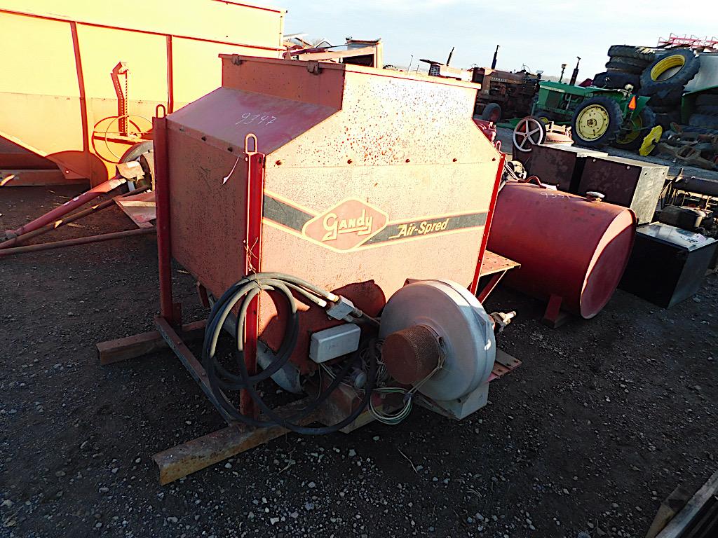 Gandy air spreader