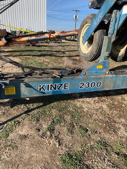 Kinze 2300 Planter