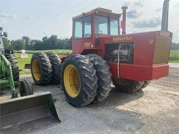 1977 VERSATILE 700