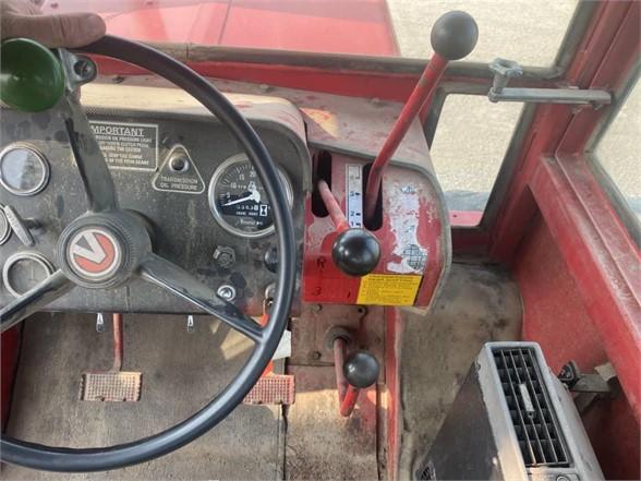1977 VERSATILE 700