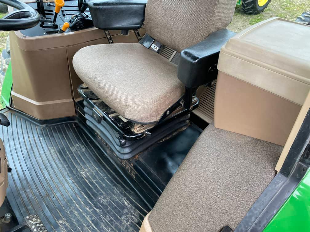 2001 JOHN DEERE 7410