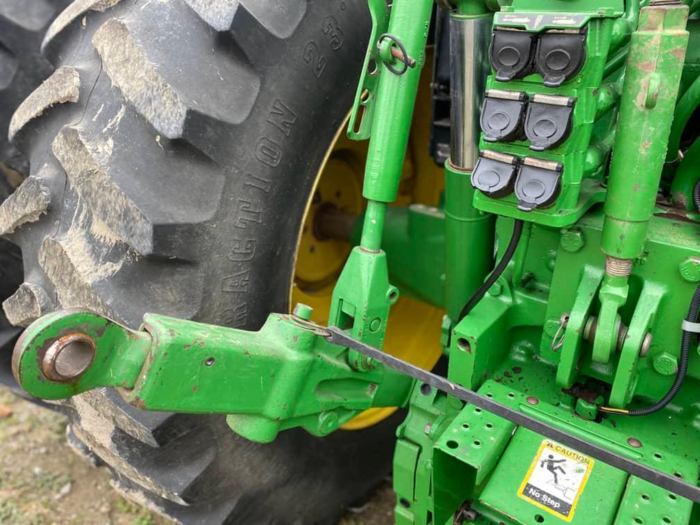 2001 JOHN DEERE 7410