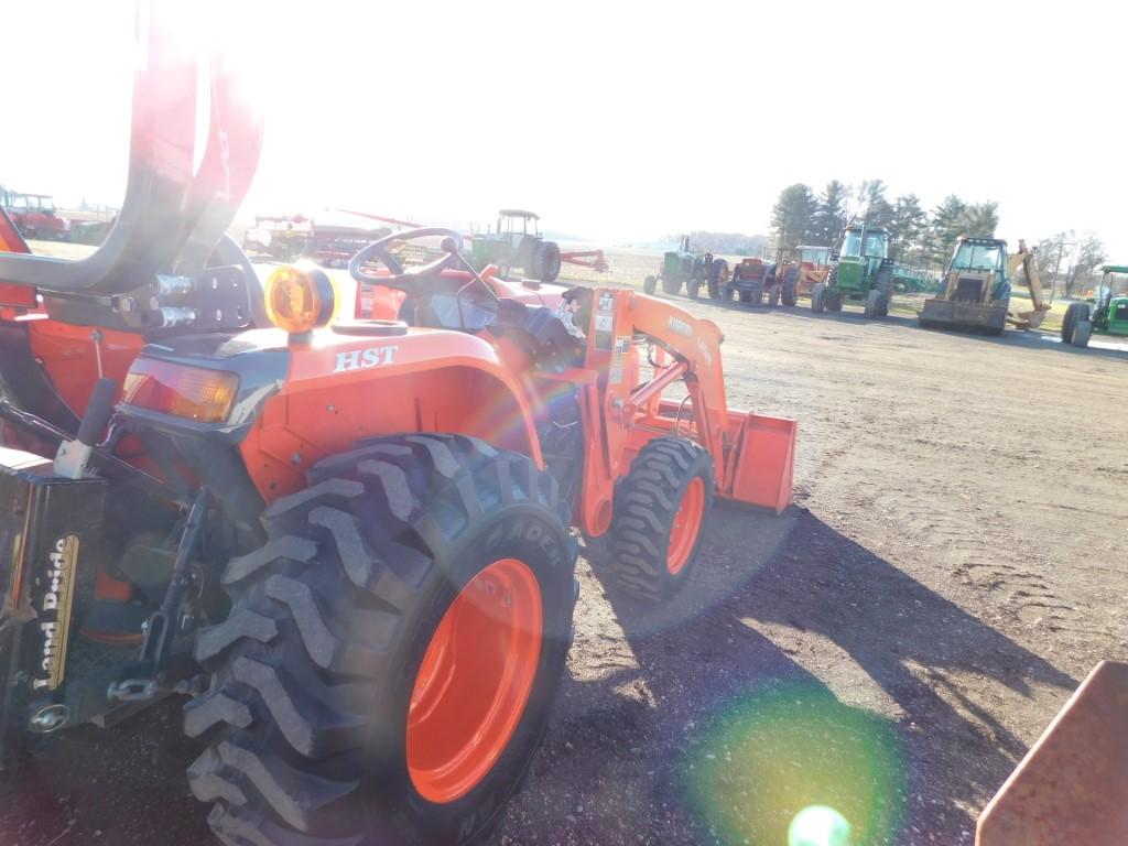 2019 KUBOTA L2501 W/ LOADER
