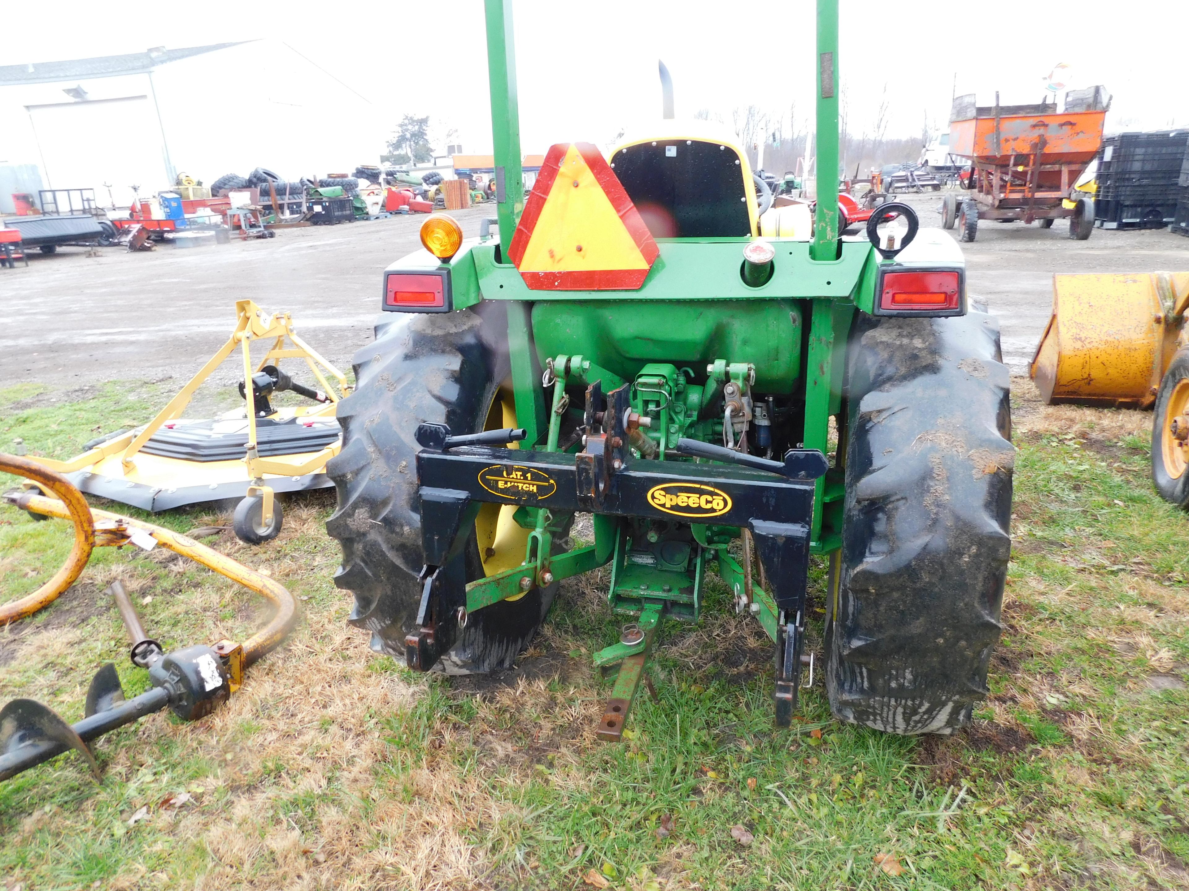 2001 JOHN DEERE 1070
