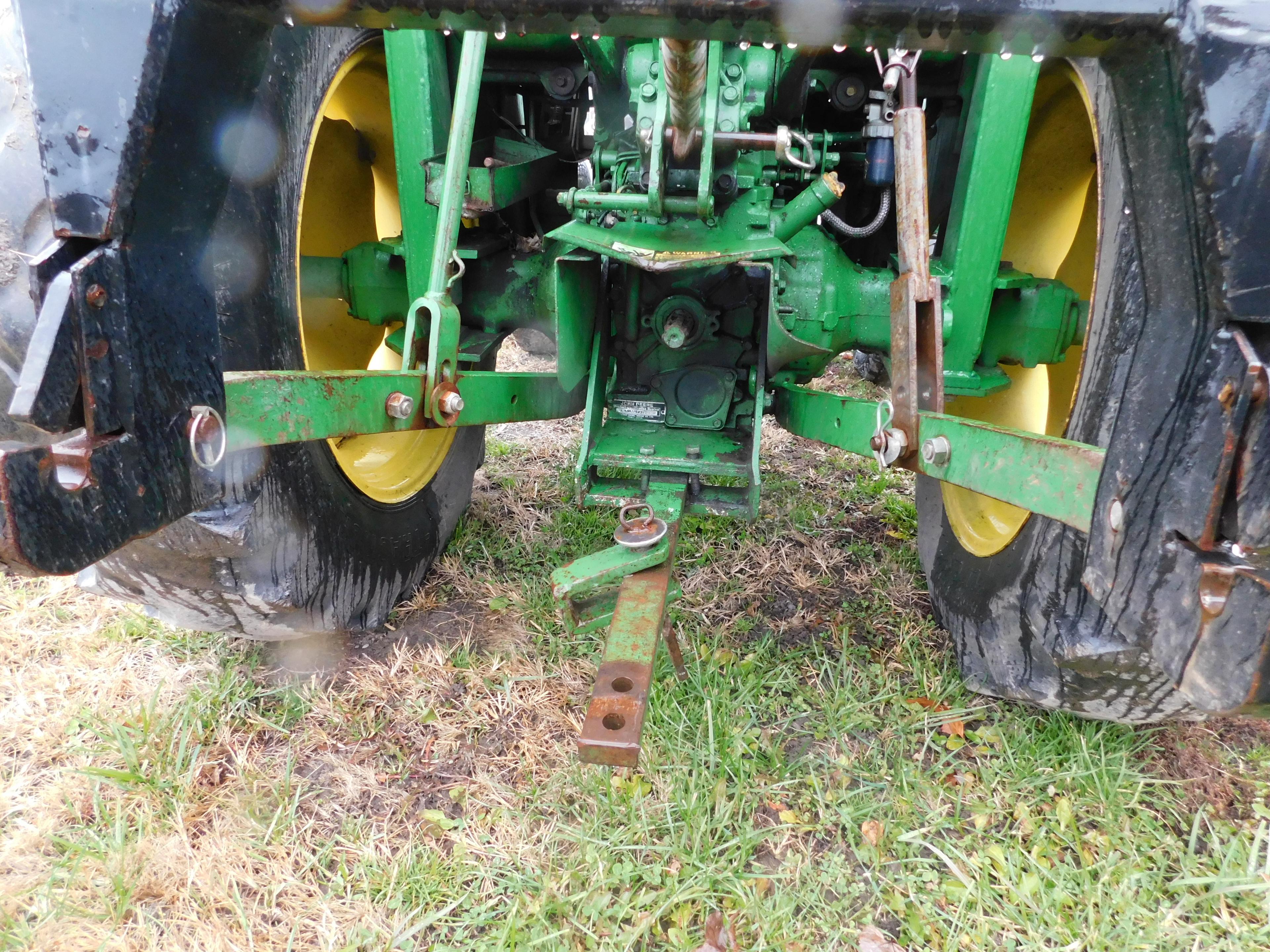 2001 JOHN DEERE 1070
