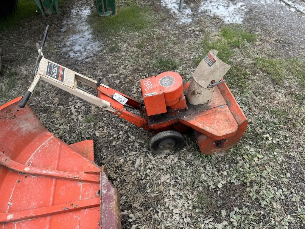 WARDS WALK BEHIND SNOWBLOWER