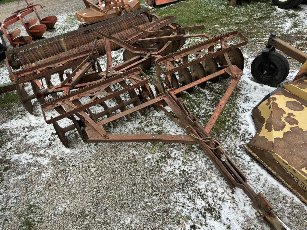 IH 8 FOOT DRAG DISC