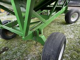 GREEN GRAVITY WAGON WITH 12 TON GEAR