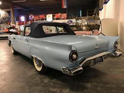 1957 Ford Thunderbird