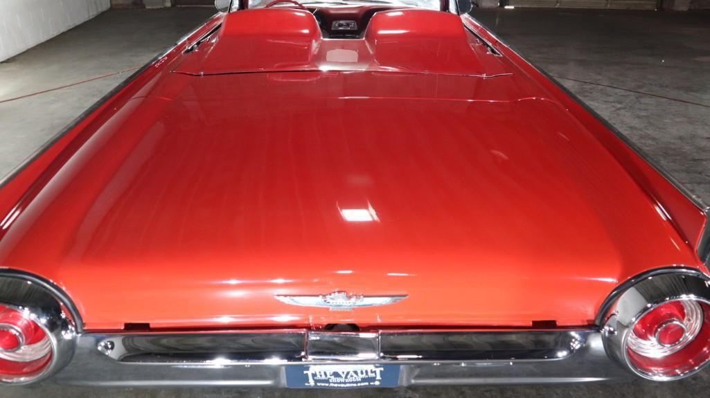 1962 Ford Thunderbird