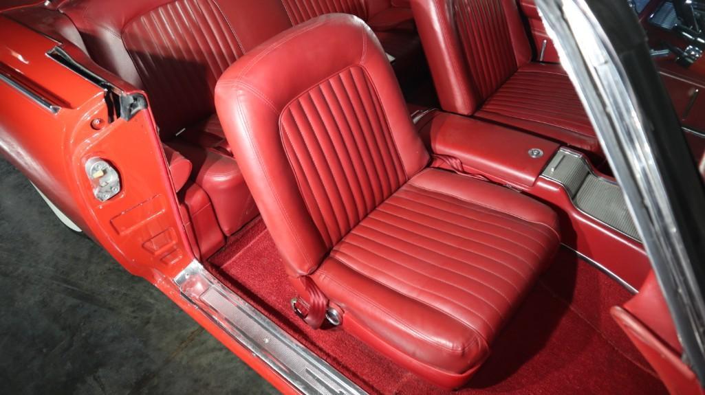 1962 Ford Thunderbird