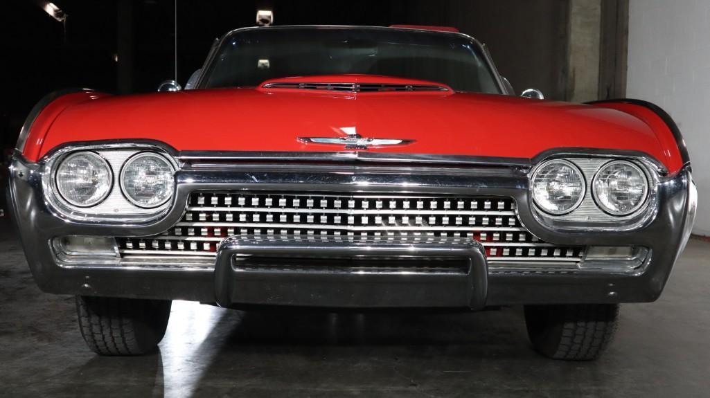 1962 Ford Thunderbird