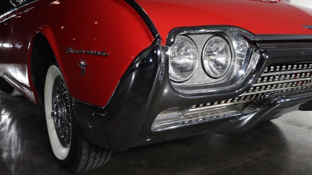 1962 Ford Thunderbird