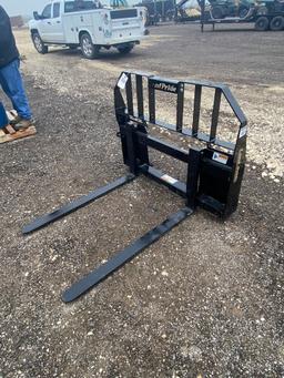 New Land Pride Pallet Forks