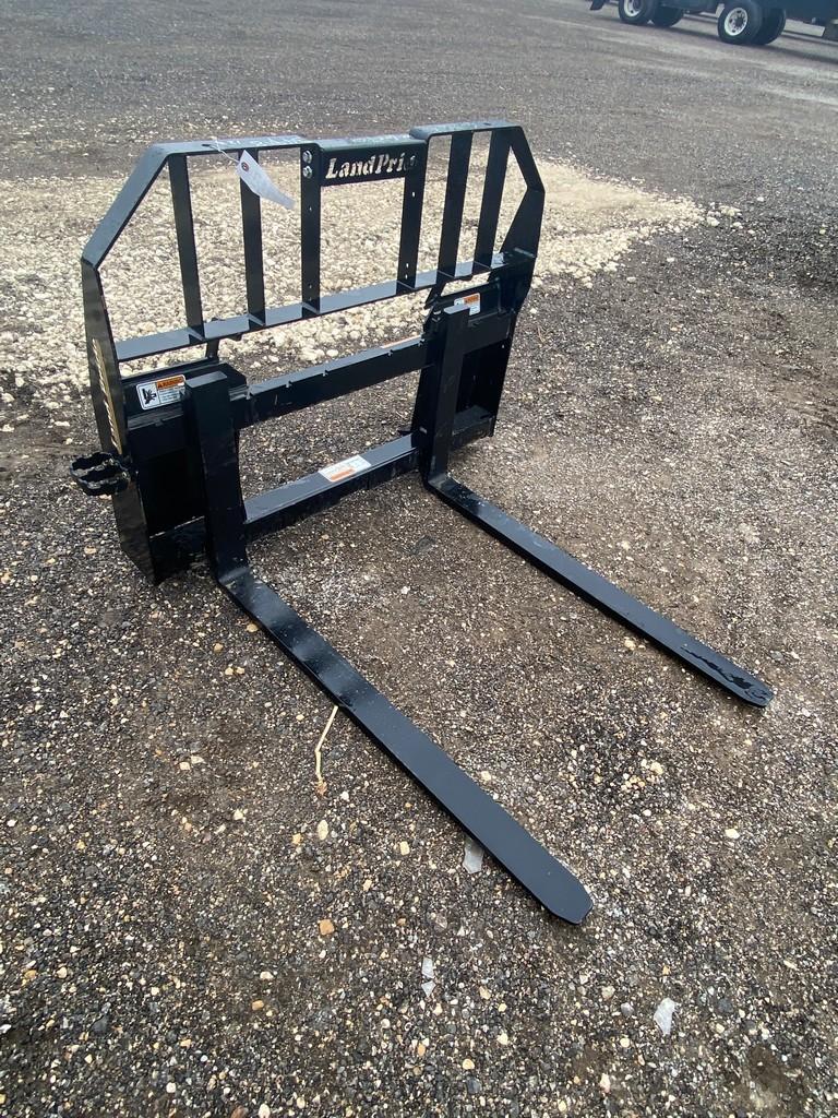New Land Pride Pallet Forks