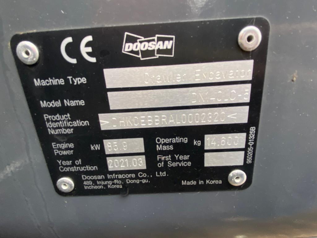 2021 Doosan Model DX140LC-5 31 Hrs, Quick Release Bucket, Aux Hydraulics Perikins Engine Like new