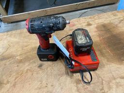 Snap on 3/8 impact 2 battery 7 charger works