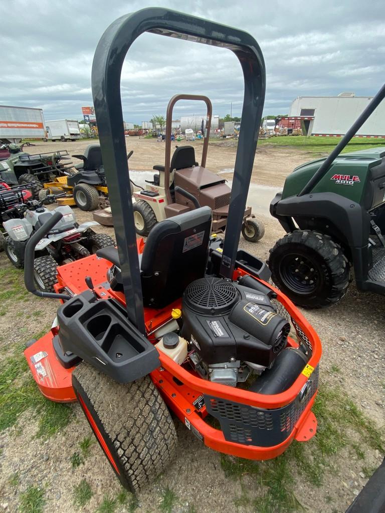 Kubota Z125E 203.3 hrs like new