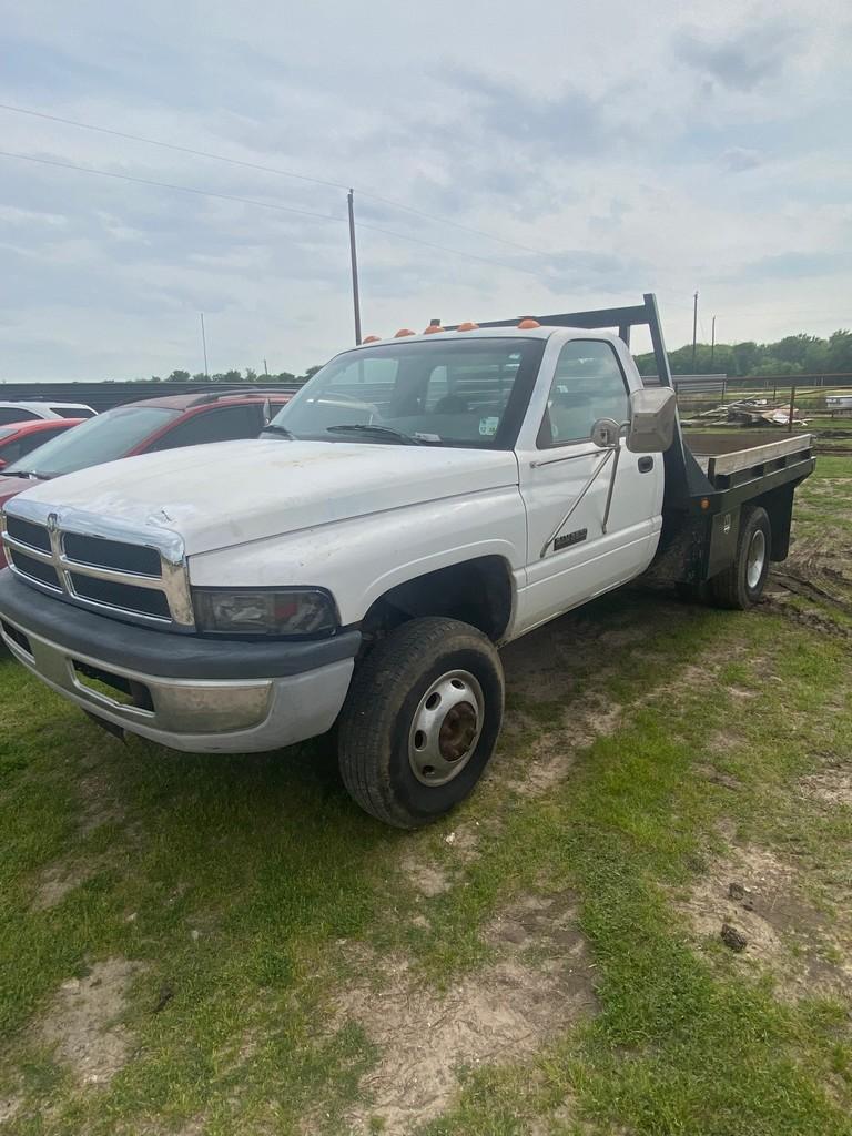 1999 Dodge Ram 3500 24V Turbo Diesel 163K Standard trans runs & drives no issues