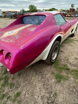 1976 Corvette Stingray runs good, needs some work